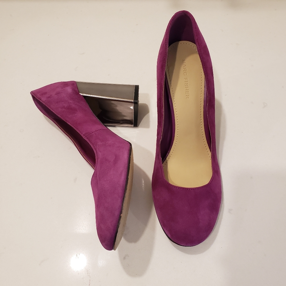 Marc Fisher 8 Block Heel Plum Purple Suede Silver/Chrome Chunky Pumps